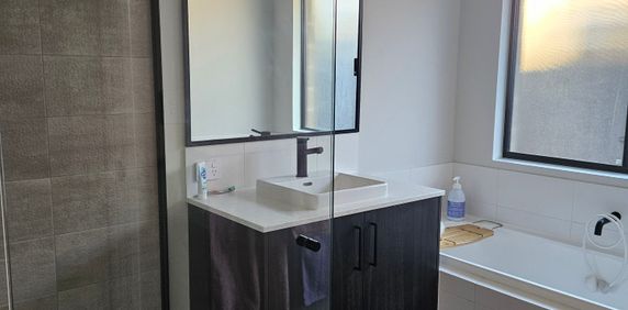 Henley Brook - Photo 2