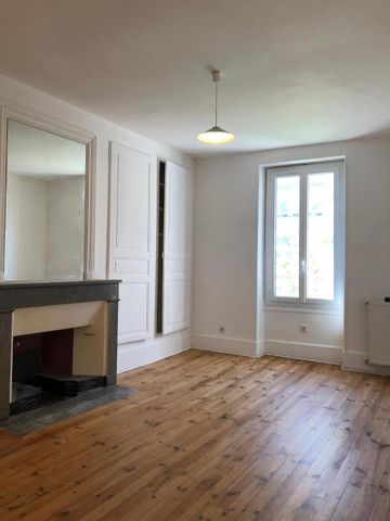 Location Appartement 3 pièces 89m² VALENCE 26000 - Photo 3