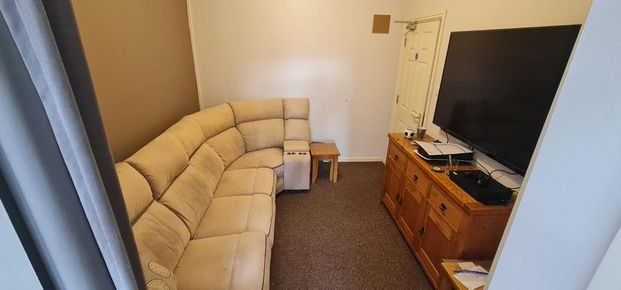 4 bedroom house to rent - Photo 1