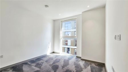 Eden Grove, Staines-upon-Thames, Surrey, TW18 4ZT - Photo 5