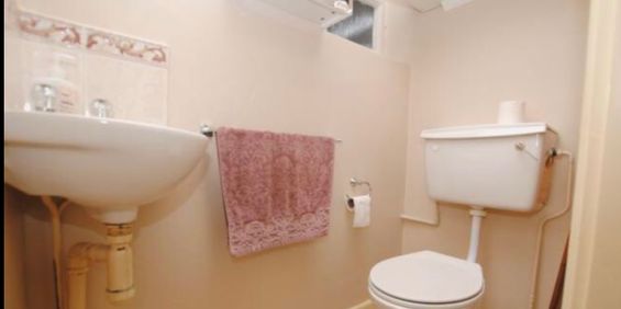 Room in a Shared House, Hillside Avenue, SO18 - Photo 3