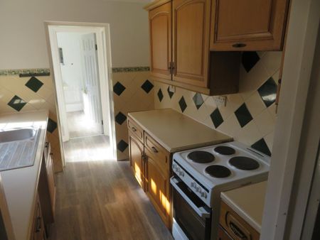 2 bedroom terraced house to rent - Photo 5