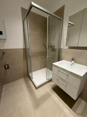 Sanierte Zwei-Zimmer-Wohnung in Citylage von Köln - Photo 2