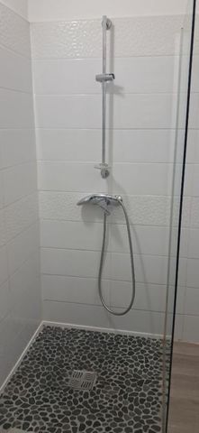 Studio T1 30 m2 meublé LE GOSIER - Photo 5