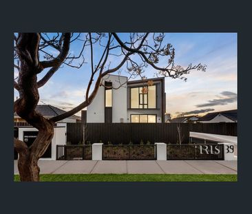 4 Bedroom luxury Townhouse - Glen Iris - Photo 3