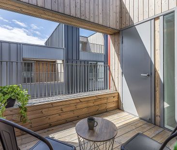 Short term rental NEW 2 bed 2 bath townhouse - Photo 3