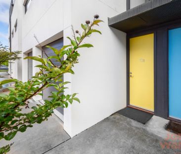 13B/22 Max Jacobs Avenue, Wright ACT 2611 - Apartment For Rent | Do... - Photo 6