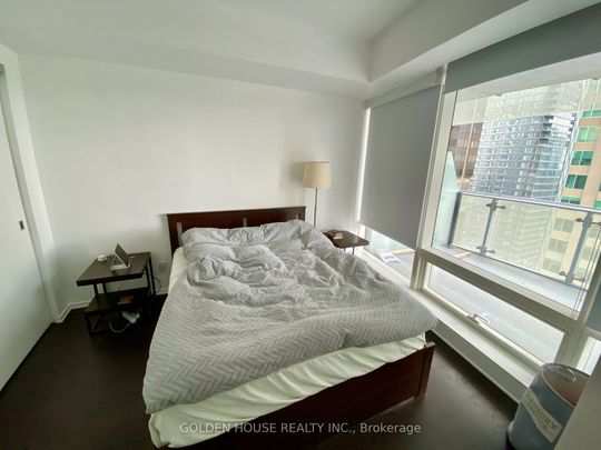 For Lease - 1 Bloor Street Unit# 2411, Toronto, Ontario - Photo 1