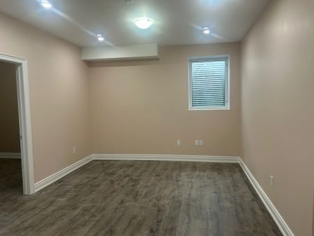 For Lease - 63 Beacon Hill Drive Unit# Basement, Brampton, Ontario - Photo 4