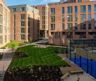 Silver Studio With Balcony - Photo 6