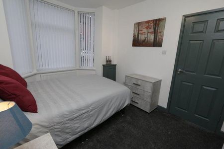 1 bedroom house of multiple occupation to rent - Photo 5