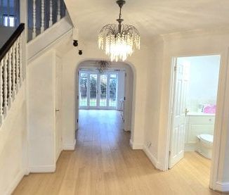 Richardson Crescent, Cheshunt, Waltham Cross EN7, Property for rent - Photo 5