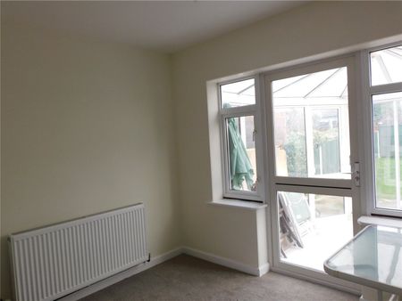 Springfield Place, Yeovil, Somerset, BA21 - Photo 3