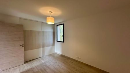 EGUILLES - Villa de 160m² - Photo 4