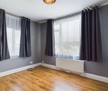 Helmside Court, Oxenholme, Kendal, Cumbria, LA9 - Photo 4