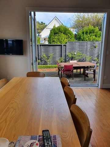 Charming 3BR Home with Harbour Views - Photo 2