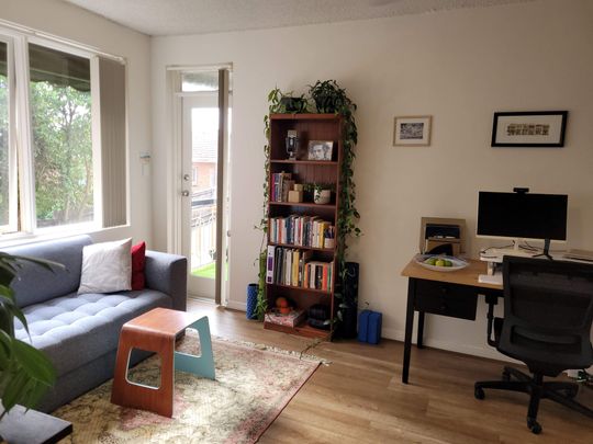 Renovated One Bedroom - Photo 1