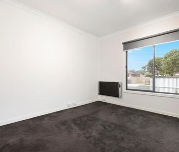 14 Wordsworth Avenue, Heidelberg Heights - Photo 4