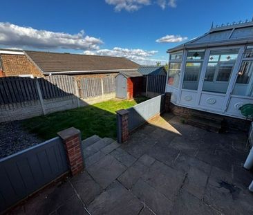 3 bed Semi-Detached - To Let - Photo 1
