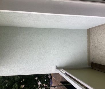 Dieser kuscheligen 2,5 Zimmerwohnung mit Loggia können Sie nicht widerstehen! - Foto 5