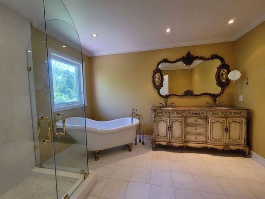 For Lease - 623 Carlton Road, Markham, Ontario - Photo 1