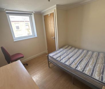 7 bedroom terraced house to rent - Photo 6