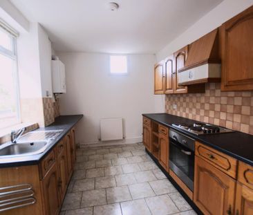 3 bedroom terraced house to rent - Photo 6