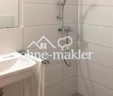 Nur für Studierende! Möblierte 1-Zimmer-Wohnung mit Balkon in Reutl... - Foto 1