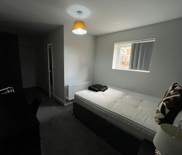 Annie Street, Salford - Photo 6