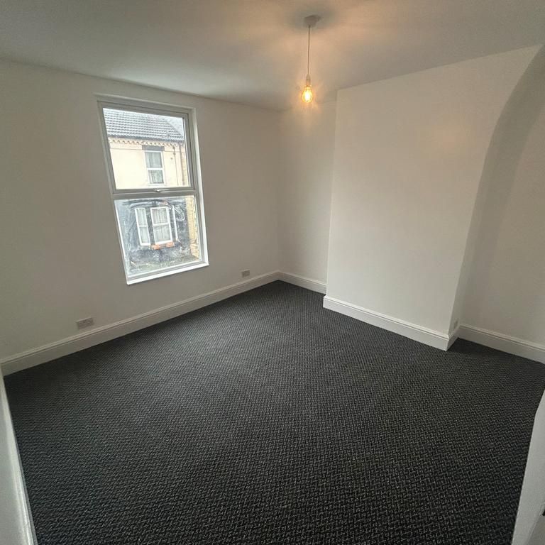 4 bedroom house to rent - Photo 1