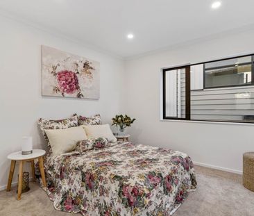 Hillsborough, 3 bedrooms - Photo 1