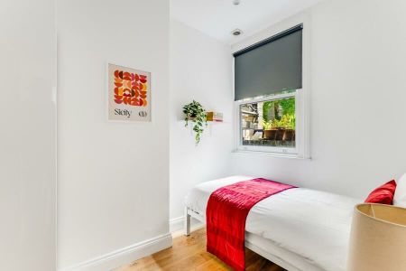 2 Bedroom Flat To Let - Photo 2