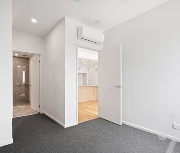 304/1 Fern Street, Islington - Photo 1