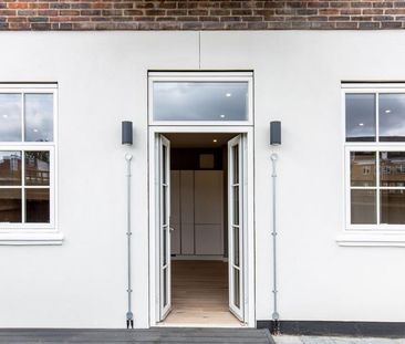 3 bedroom ground floor flat to rent - Photo 3