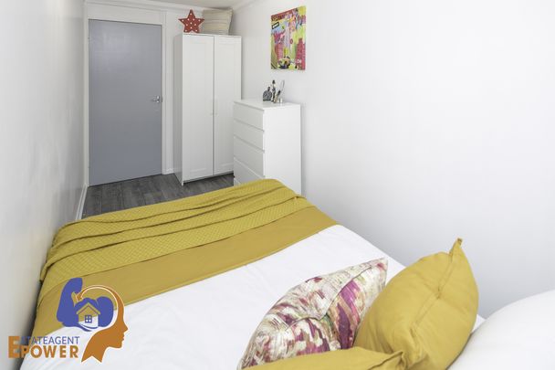 1beds Apartment - Photo 1