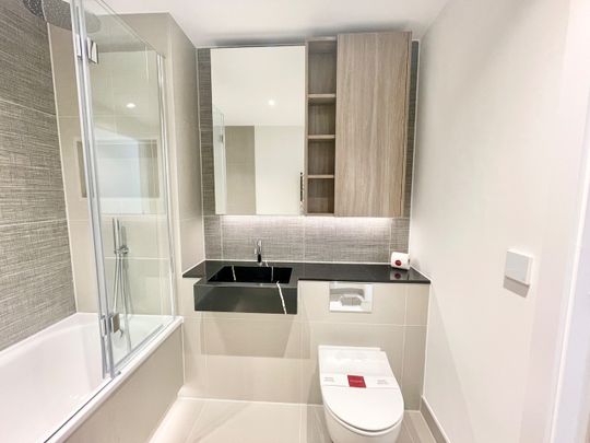 2 Bed Flat, Opus House, WC1X - Photo 1