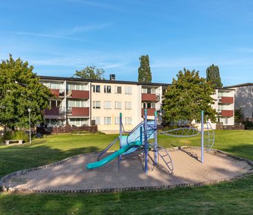 Kungsfågelgatan, Västerås - Photo 3