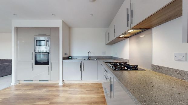 2 bedroom flat to rent - Photo 1