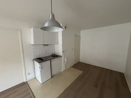 APPARTEMENT T2 AVEC BALCON QUARTIER ST LEU + PARKING - Photo 5