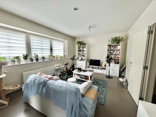 Twee slaapkamer appartement met staanplaats - Foto 1