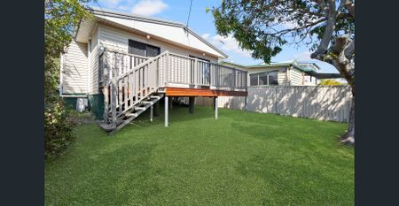 45 Garnet Street, Scarborough, Qld 4020 - Photo 5