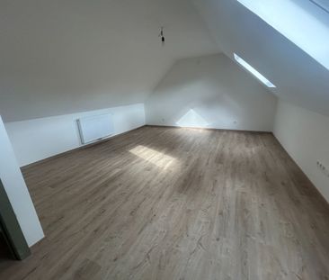 Moorslede - Vernieuwde woning met 3 slaapkamers + garage - Photo 4