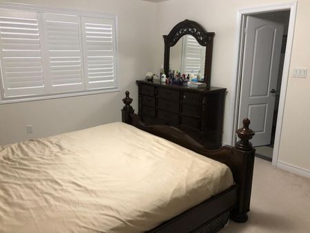 For Lease - 31 Banbridge Crescent, Brampton, Ontario - Photo 2