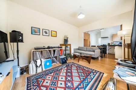 1 bedroom property to rent - Photo 4