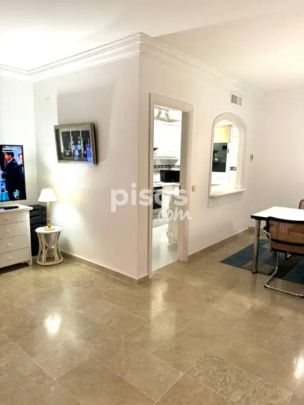 Apartamento en alquiler en Calle Urbanización Marina Bay Ndup-C - Photo 1