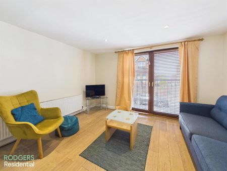 Apt 7, Elm Court, Beersbridge Road, Belfast, BT5 5DS - Photo 2