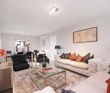 Boydell Court, St John's Wood Park, St. John's Wood, NW8 - Photo 1