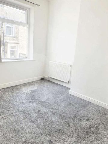 Coultate Street, Burnley, BB12 - Photo 2