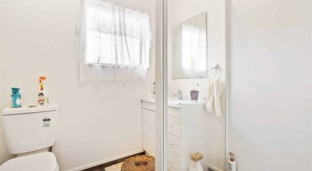 Single Bedroom in 2BDRM Minor Dwelling - Henderson - Photo 4