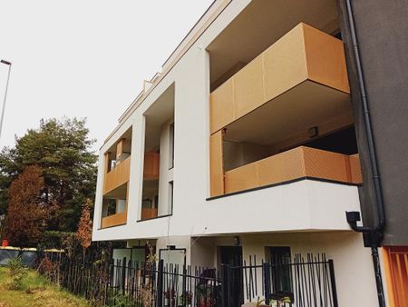 Location Appartement 2 pièces 43m² LA MOTTE SERVOLEX 73290 - Photo 5